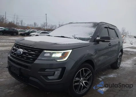 2017 Ford Explorer Sport z USA, uszkodzony, nr VIN 1FM5K8GT5HGA57940